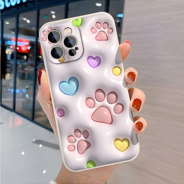 Adorable Heart-Shaped Decoration with Pink Claws, Designed Specifically for Iphone 16, 11, 15, 14, 13, 12 Pro Max, And XR Plus. A Stylish Black And White Phone Case, Perfect As a Trendy Gift for Teenagers. - Image 3
