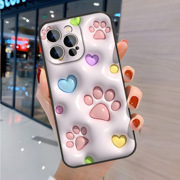 Adorable Heart-Shaped Decoration with Pink Claws, Designed Specifically for Iphone 16, 11, 15, 14, 13, 12 Pro Max, And XR Plus. A Stylish Black And White Phone Case, Perfect As a Trendy Gift for Teenagers. - Image 2