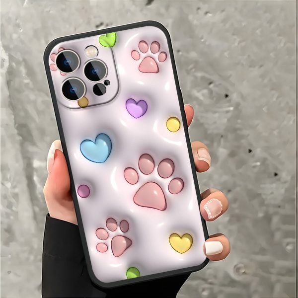 Adorable Heart-Shaped Decoration with Pink Claws, Designed Specifically for Iphone 16, 11, 15, 14, 13, 12 Pro Max, And XR Plus. A Stylish Black And White Phone Case, Perfect As a Trendy Gift for Teenagers. - Image 4